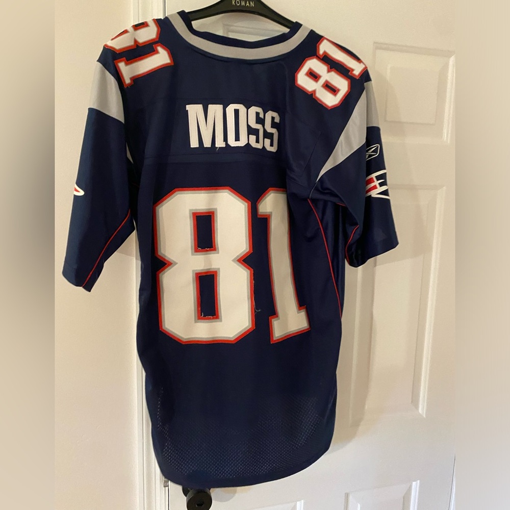 Randy Moss Patriots jersey - Picture 2 of 2